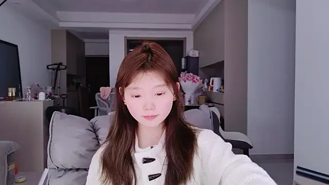 Snapshot of yangyang-1115 chatting on 02-10-26, 02:10 yangyang-1115 online show from 02-10-26, 02:10