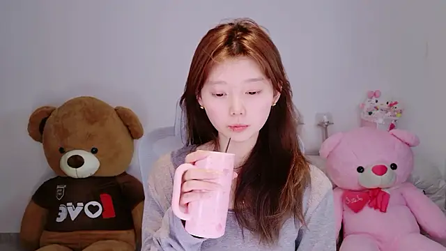 Snapshot of yangyang-1115 chatting on 03-05-26, 01:07 yangyang-1115 online show from 03-05-26, 01:07