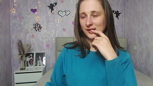 MichelLeee online show from 03-03-25, 12:16