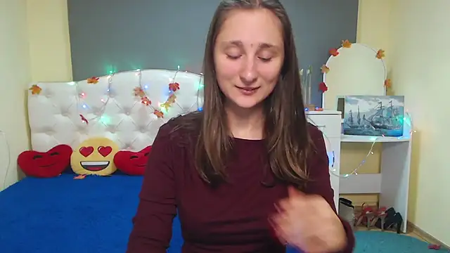 MichelLeee online show from 11-17-25, 12:11