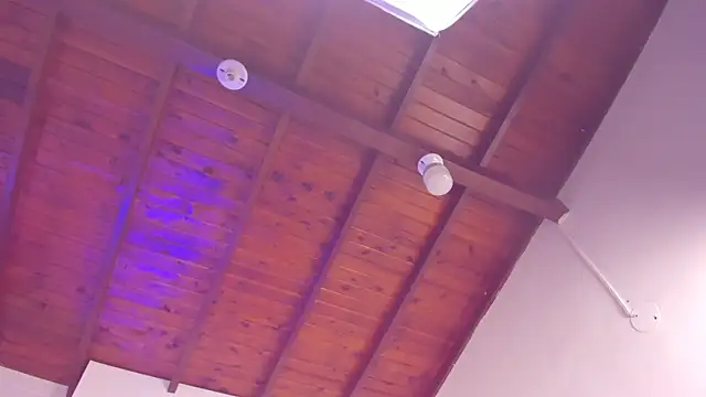 Snapshot of AshleyHill2 chatting on 11-17-25, 03:34 AshleyHill2 online show from 11-17-25, 03:34