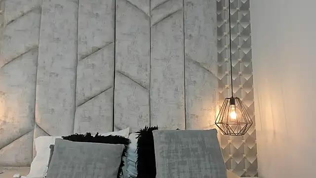 AshleyHill2 online show from 01-11-26, 03:22