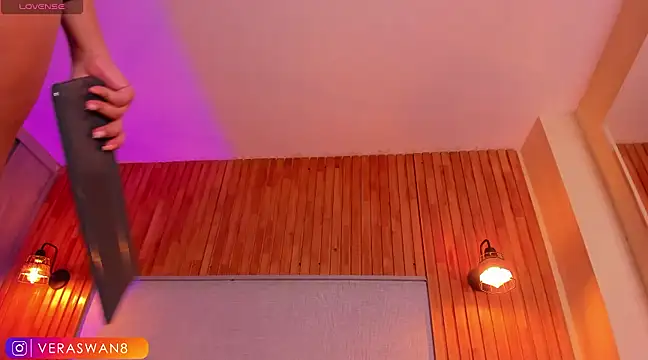MoonSwan1 online show from 12-12-24, 01:21