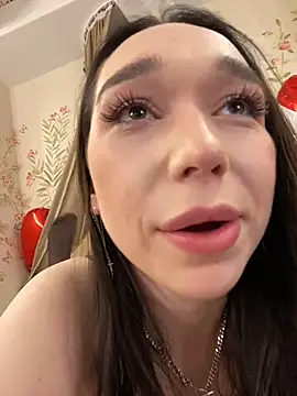 Snapshot of TaylorDavids chatting on 02-21-25, 08:27 TaylorDavids online show from 02-21-25, 08:27