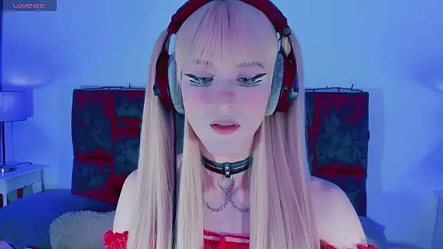 Kirmyy  online show from 12-22-25, 08:39