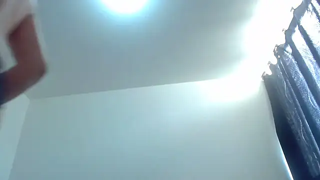 nicolle milf1978 online show from 12-18-25, 02:12