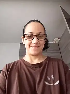 nicolle milf1978 online show from 07-19-26, 01:04