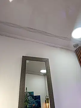 Noah Xitruxx online show from 10-04-25, 01:20