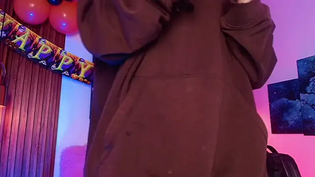 Noah Xitruxx online show from 10-08-25, 03:15