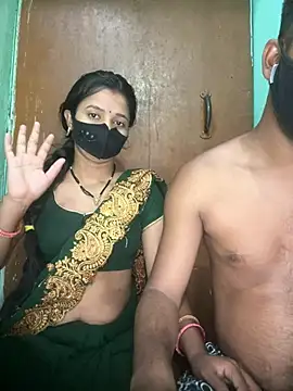Snapshot of Suhani512 chatting on 06-15-26, 11:29 Suhani512 online show from 06-15-26, 11:29