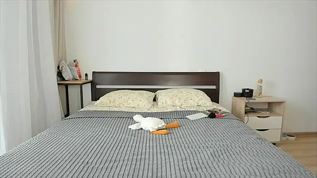 Xloe Queen online show from 11-01-25, 09:22