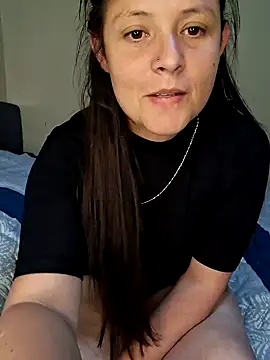 Snapshot of nidia2026 chatting on 02-03-25, 12:58 nidia2026 online show from 02-03-25, 12:58