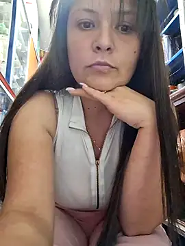 Snapshot of nidia2026 chatting on 02-06-25, 10:53 nidia2026 online show from 02-06-25, 10:53