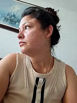 Snapshot of nidia2026 chatting on 02-18-25, 12:39 nidia2026 online show from 02-18-25, 12:39