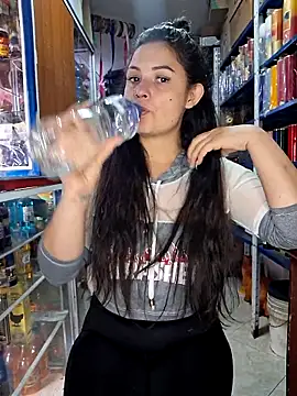 Snapshot of nidia2026 chatting on 09-29-25, 04:34 nidia2026 online show from 09-29-25, 04:34