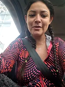 Snapshot of nidia2026 chatting on 10-10-25, 10:47 nidia2026 online show from 10-10-25, 10:47