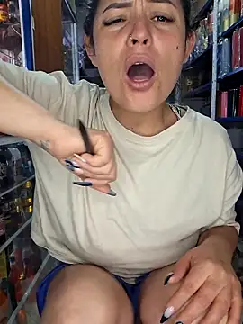 Snapshot of nidia2026 chatting on 10-22-25, 04:18 nidia2026 online show from 10-22-25, 04:18