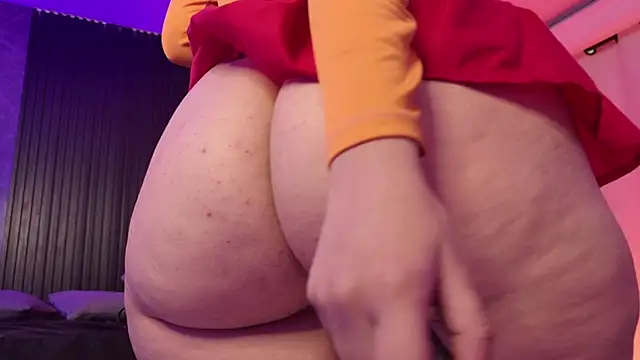 Snapshot of Little_maeve chatting on 01-31-25, 09:26 Little maeve online show from 01-31-25, 09:26