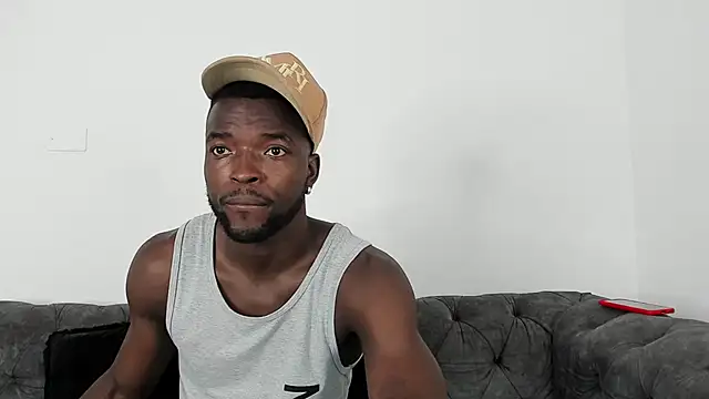 Dylan Taylor online show from 10-28-25, 04:05