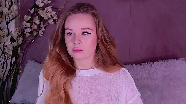 BeatriceEsmont online show from 12-16-25, 08:25