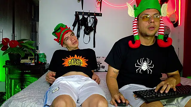 Nymphobuddies online show from 12-21-24, 03:14