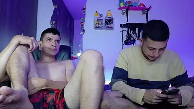 Nymphobuddies online show from 04-11-26, 03:22