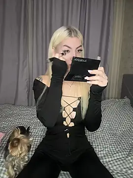 Cute Barbieee  online show from 12-16-24, 05:33