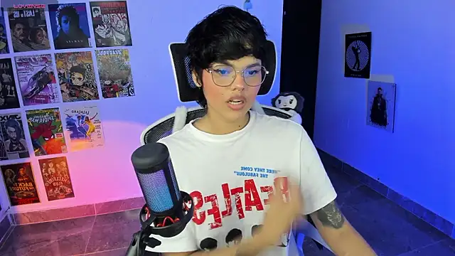 Snapshot of gooddess_isis chatting on 02-21-26, 07:09 gooddess isis online show from 02-21-26, 07:09