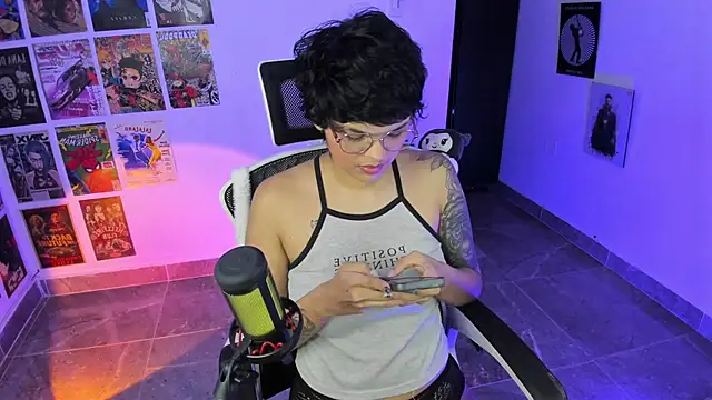 Snapshot of gooddess_isis chatting on 02-24-26, 04:10 gooddess isis online show from 02-24-26, 04:10