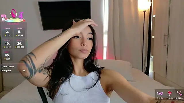 Snapshot of AnabelWolf chatting on 09-22-25, 05:15 AnabelWolf online show from 09-22-25, 05:15