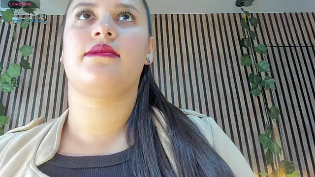 Victoria Ponce1 online show from 02-06-25, 08:02