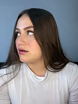 Snapshot of cherry_coper chatting on 03-22-25, 12:14 cherry coper online show from 03-22-25, 12:14