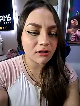 Snapshot of cherry_coper chatting on 09-26-25, 01:48 cherry coper online show from 09-26-25, 01:48