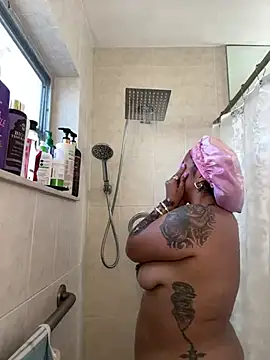 Snapshot of shyfr34k chatting on 03-06-25, 10:47 shyfr34k online show from 03-06-25, 10:47