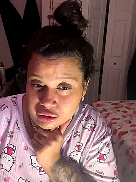 Snapshot of shyfr34k chatting on 09-17-25, 06:37 shyfr34k online show from 09-17-25, 06:37