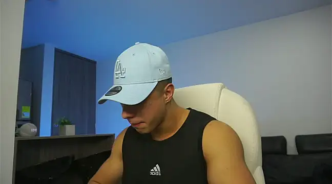 devin hunter1 online show from 12-06-24, 03:41