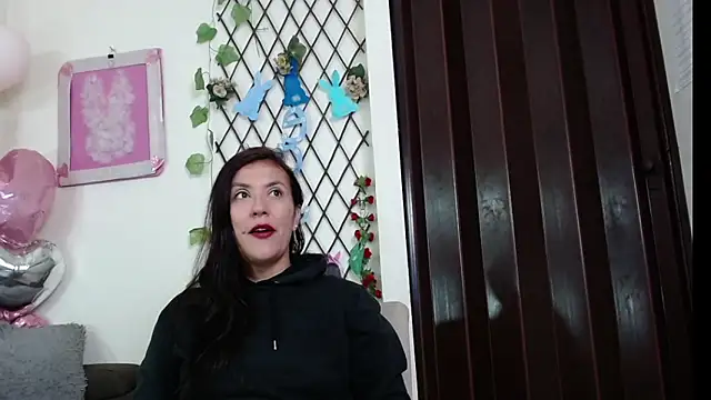 GeorginaBianco online show from 04-17-26, 12:08