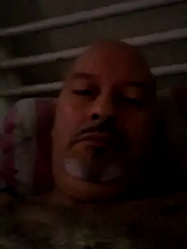 Snapshot of Juan_45 chatting on 06-28-26, 02:45 Juan 45 online show from 06-28-26, 02:45