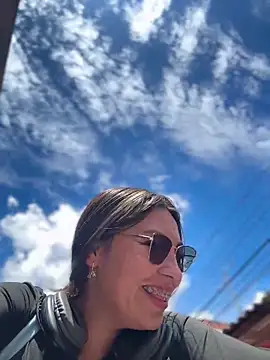 LIZ-06  online show from 04-02-26, 03:42