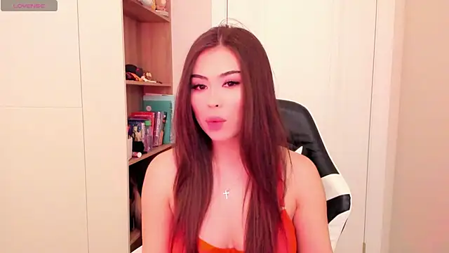 may mia online show from 12-19-25, 03:30