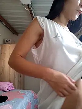 Snapshot of sofiaVelez01 chatting on 03-06-25, 04:17 sofiaVelez01 online show from 03-06-25, 04:17