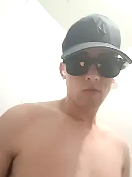 EE9EE9 online show from 12-29-24, 10:57