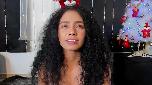 Snapshot of Dakota_M1 chatting on 12-24-24, 07:28 Dakota M1 online show from 12-24-24, 07:28