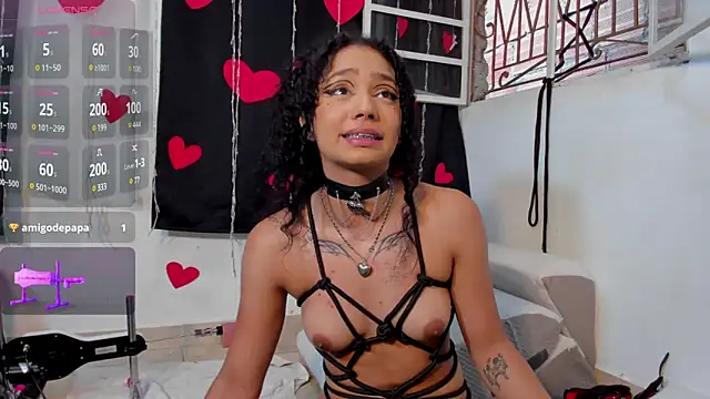 Snapshot of Dakota_M1 chatting on 02-08-25, 08:10 Dakota M1 online show from 02-08-25, 08:10