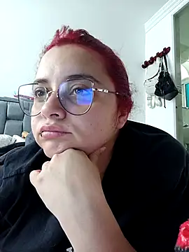 Snapshot of CURVY-HORNY chatting on 12-14-25, 07:07 CURVY-HORNY online show from 12-14-25, 07:07