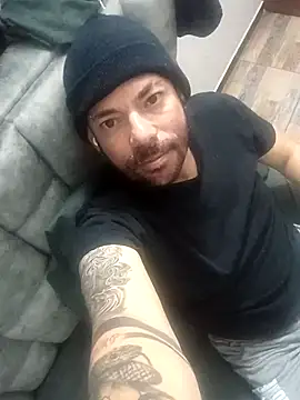 Ricooooo72 online show from 04-15-26, 05:03