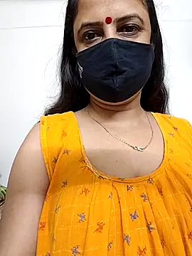 Snapshot of Cute-manisha chatting on 05-04-26, 02:51 Cute-manisha online show from 05-04-26, 02:51
