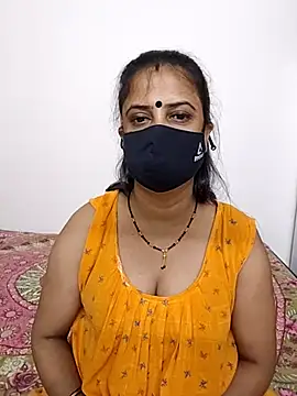 Snapshot of Cute-manisha chatting on 06-01-26, 02:46 Cute-manisha online show from 06-01-26, 02:46