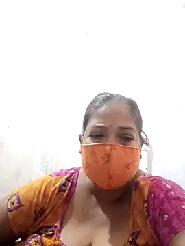 Snapshot of Hotty-rumi chatting on 02-07-25, 01:36 Hotty-rumi online show from 02-07-25, 01:36