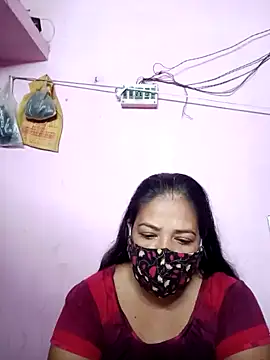 Snapshot of Hotty-rumi chatting on 02-13-25, 12:57 Hotty-rumi online show from 02-13-25, 12:57
